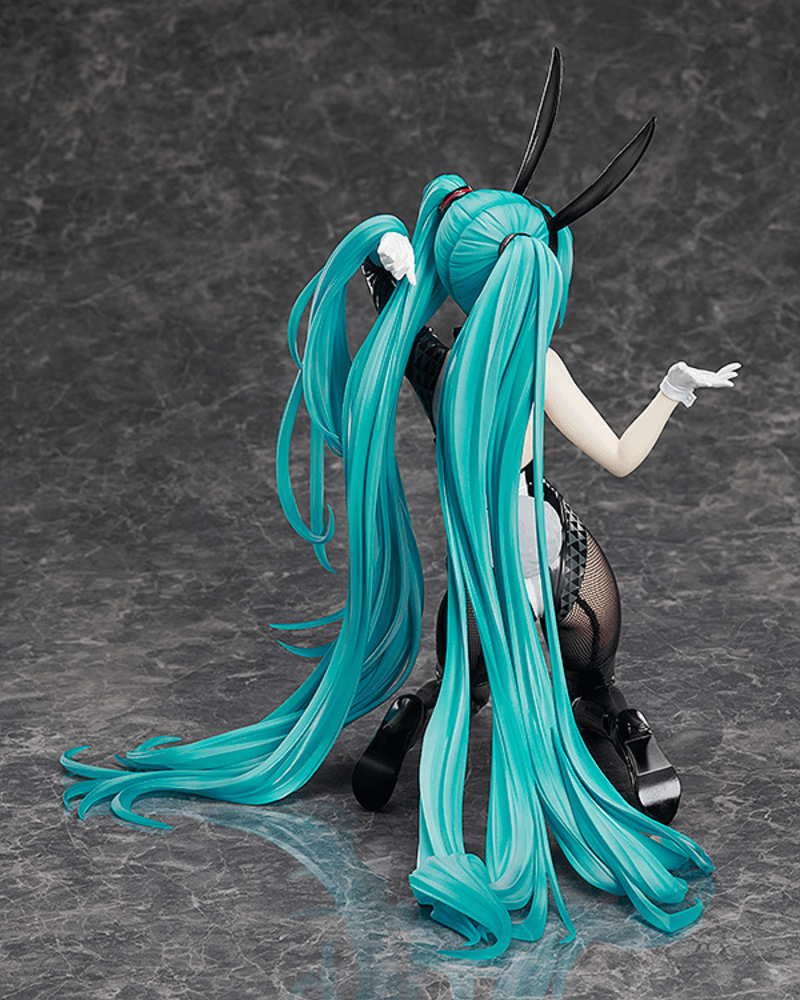 Character Vocal Series 01: Hatsune Miku: Hatsune Miku: Bunny Ver. / Art by Sanmuyyb - 1/4 Scale Figure (Freeing) - Ultra Rare POP