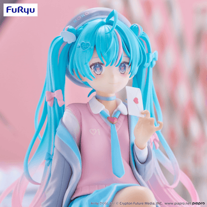 Hatsune Miku: Sitting Figure -Love Blazer- (Furyu Corporation) - Ultra Rare POP