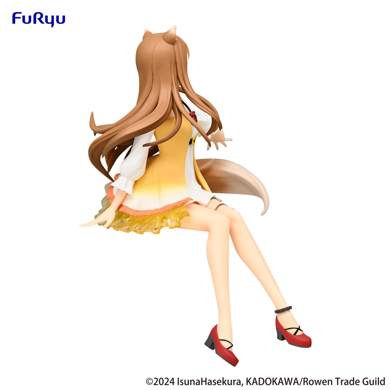 Spice and Wolf: Sitting Figure -Holo Sunflower Dress Ver.- (Furyu Corporation) - Ultra Rare POP