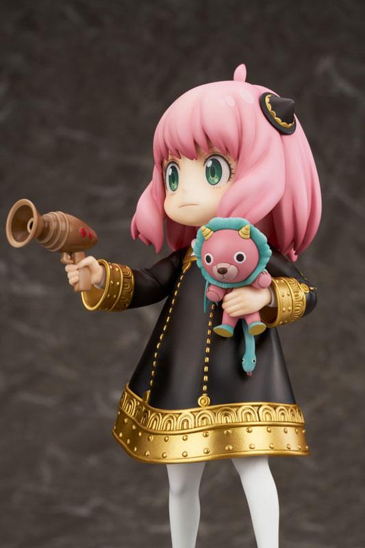Spy X Family: Anya Forger 1/7 Scale Figure (Furyu) - Ultra Rare POP