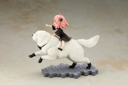 Spy X Family: Anya Forger & Bond Forger - 1/7 Pre-Painted Pvc Statue (Kotobukiya) - Ultra Rare POP