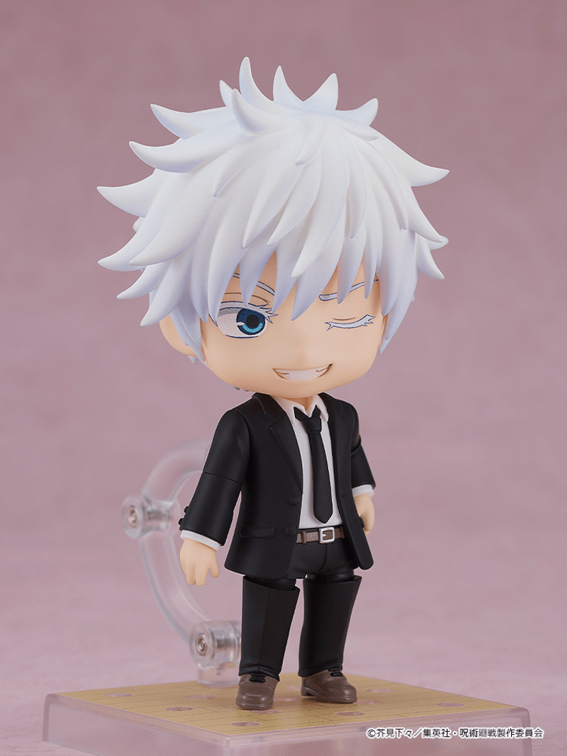 Jujutsu Kaisen: Nendoroid Satoru Gojo: Suit Ver. - Ultra Rare POP