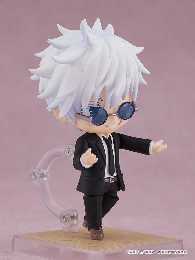 Jujutsu Kaisen: Nendoroid Satoru Gojo: Suit Ver. - Ultra Rare POP