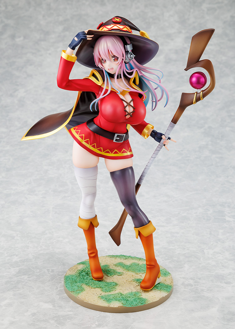 Super Sonico: Konosuba -God's Blessing on This Wonderful World! Megumin Collaboration Ver. - 1/7 Scale Figure