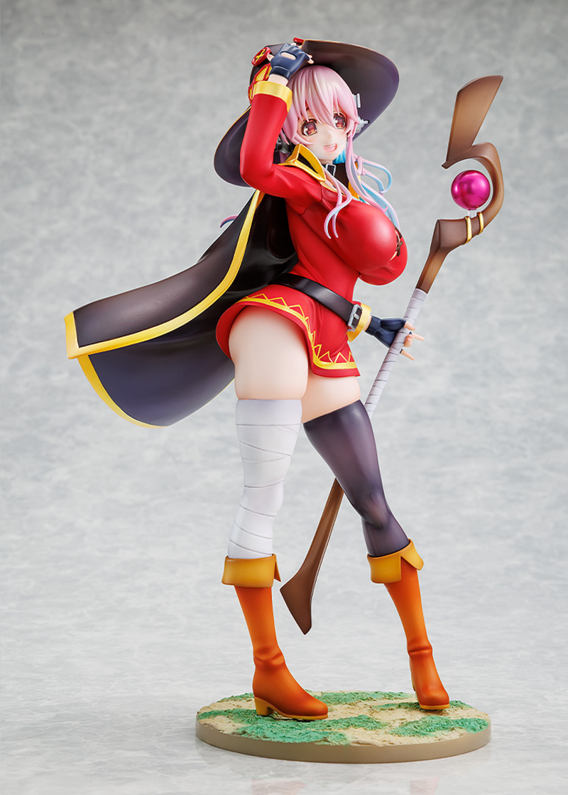 Super Sonico: Konosuba -God's Blessing on This Wonderful World! Megumin Collaboration Ver. - 1/7 Scale Figure