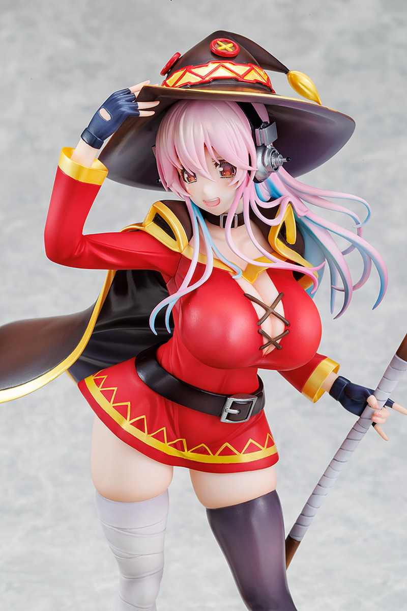 Super Sonico: Konosuba -God's Blessing on This Wonderful World! Megumin Collaboration Ver. - 1/7 Scale Figure