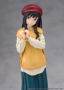 Lycoris Recoil: Takina Inoue Winter Ver. - 1/7 Scale Figure